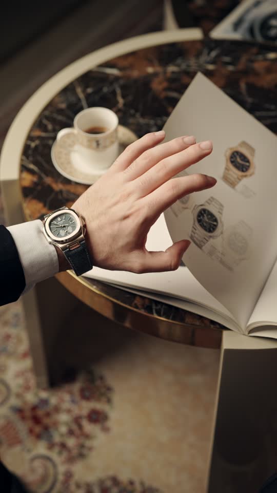 Checking a watch against its documents